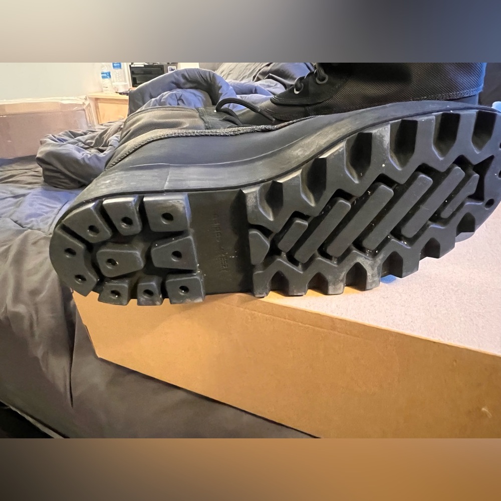 Yeezy 950 (2023) pirate black - Picture 7 of 9